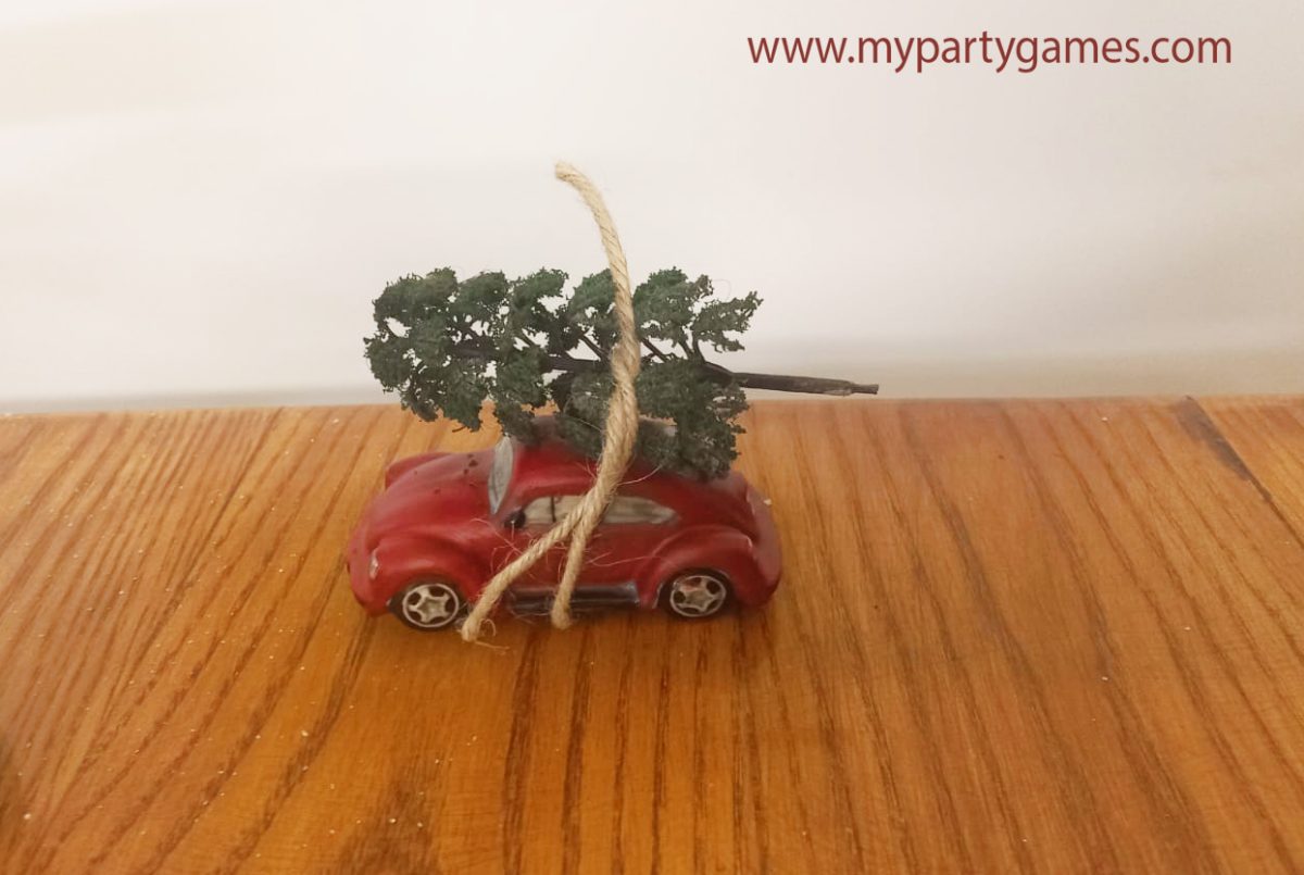 Red car and Christmas tree for Christmas jar decoration