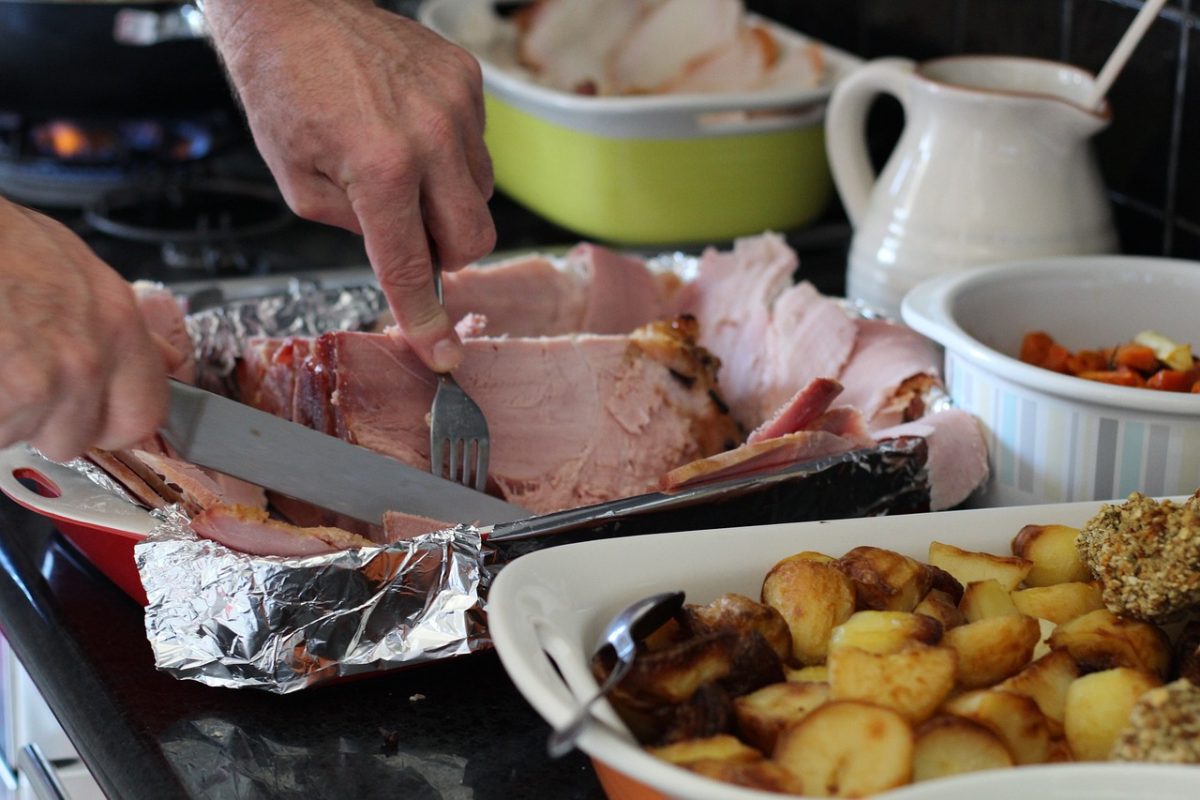 Fun Christmas Cook-Off, Christmas Game for Adults